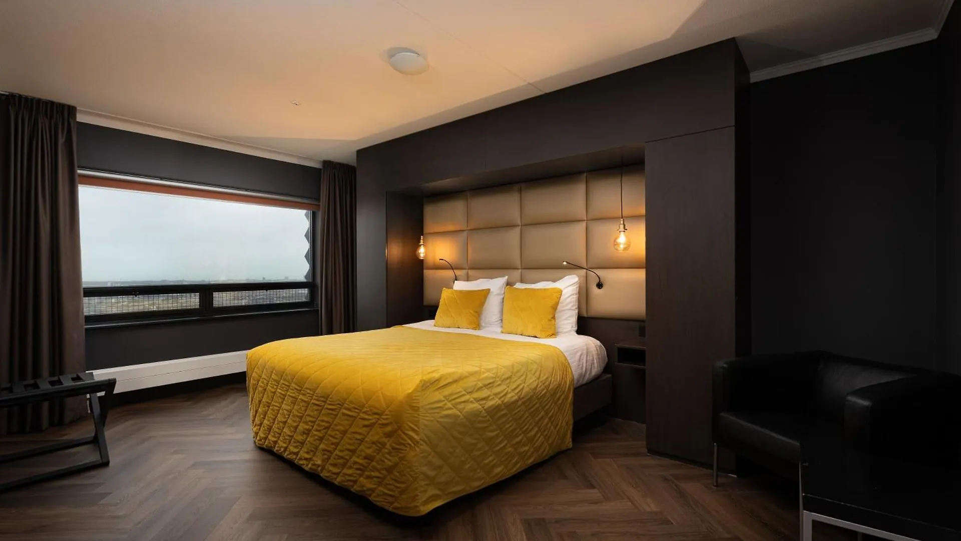 アパート The Penthouse At The Hague Towerアパートメント オランダ