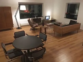 The Penthouse At The Hague Towerアパートメント 0*,